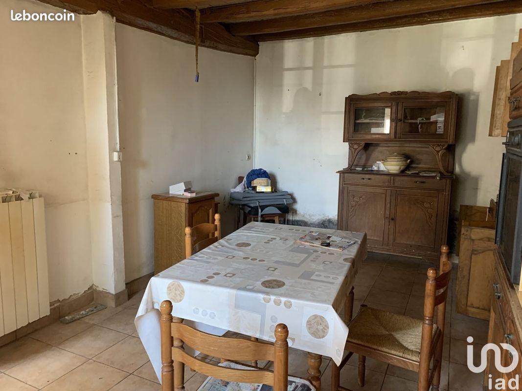 Propriété 4 pièces 74 m² - Montmoreau 16190 -Saint-Cybard (image principale 3)