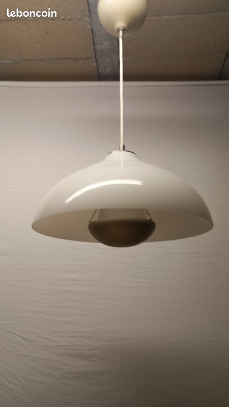 Suspension luminaire (image 1)