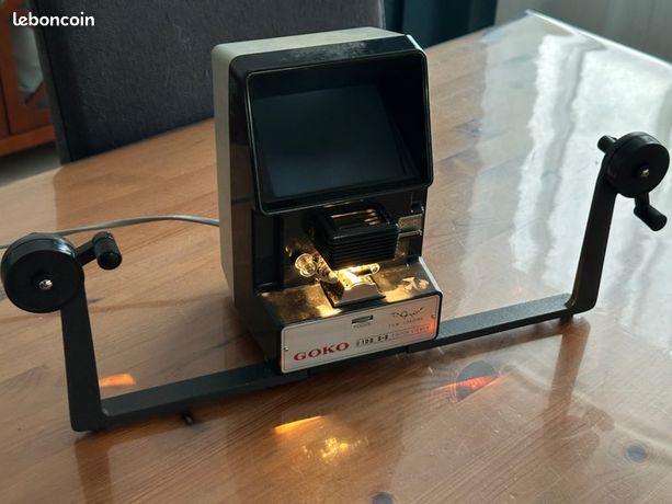 Visionneuse Colleuse Bolo Pour Film Super 8 - état Fonctionnel Vintage
