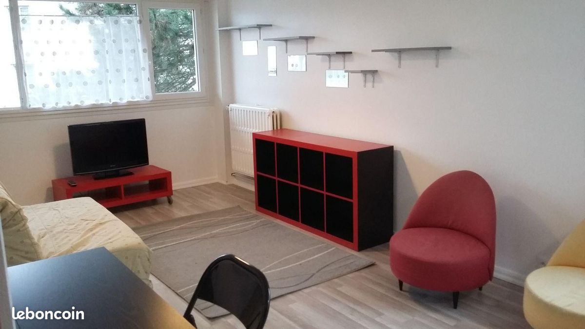 Appartement 1 pièce 30 m² · à Palaiseau · 30 m² · 730 €/mois