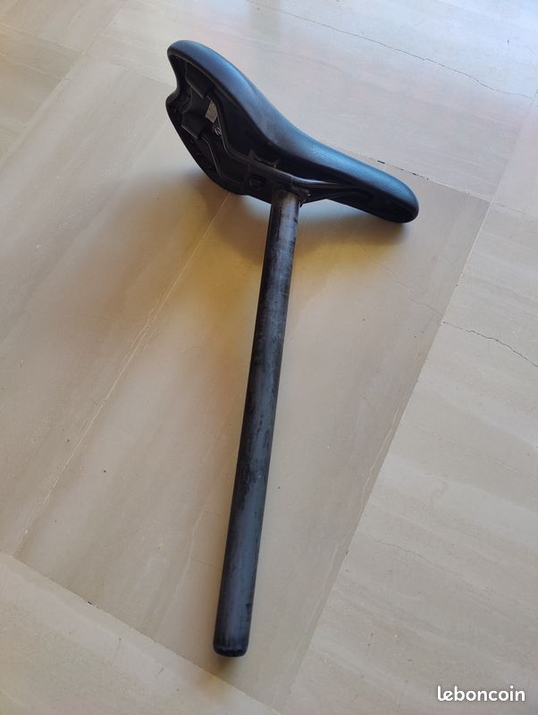 Selle VTT Decathlon (image 1)