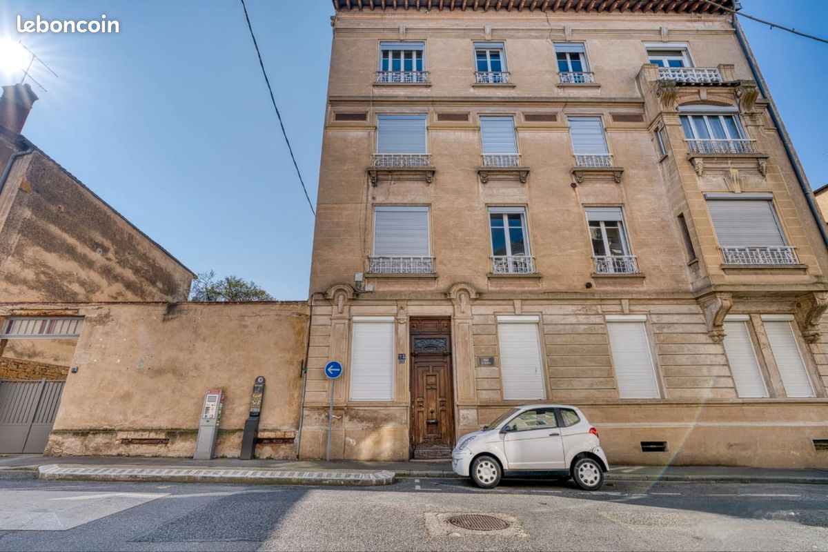 Appartement 5 pièces 125 m² · à Villefranche-sur-Saône · 125 m² · 198 000 €