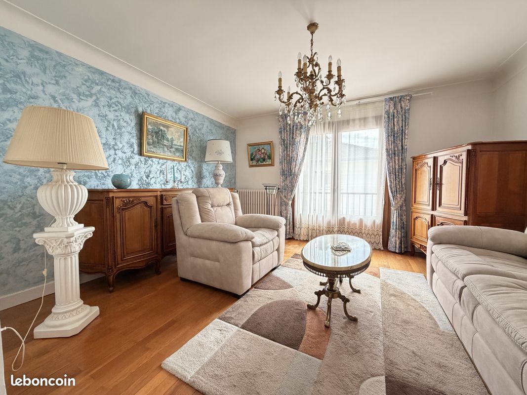 Appartement 4 pièces 83 m² · à Ambérieu-en-Bugey · 83 m² · 129 000 €