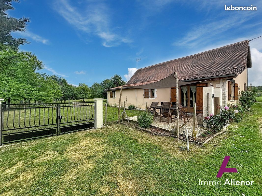 Maison 9 pièces 188 m² · à Saint-Martin-de-Gurson · 188 m² · 375 000 €