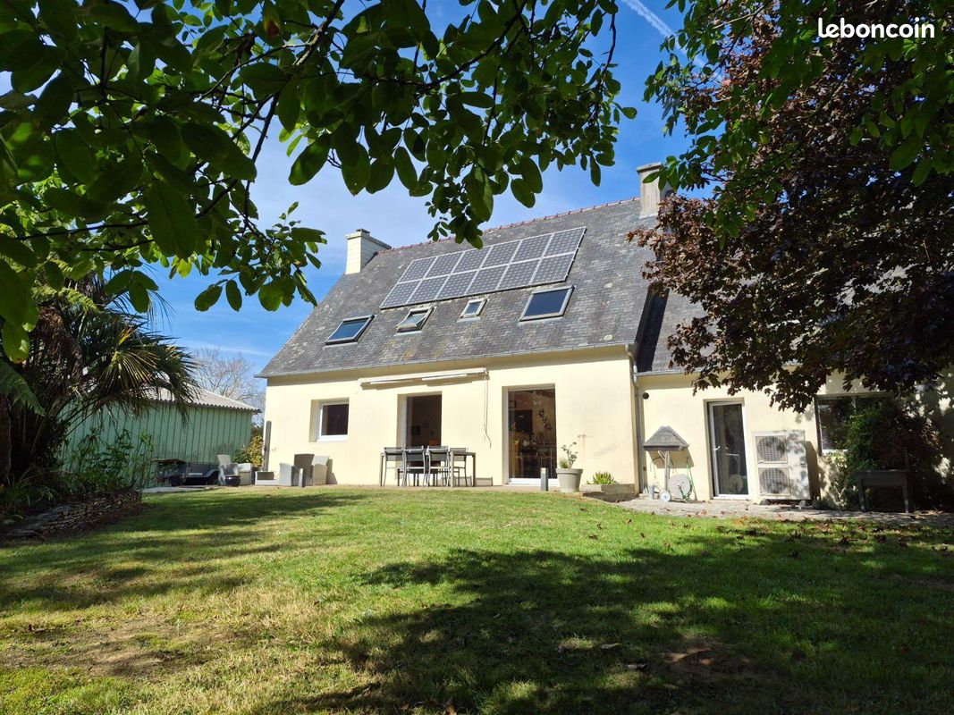 Maison 6 pièces 134 m² · à Kernilis · 134 m² · 307 150 €