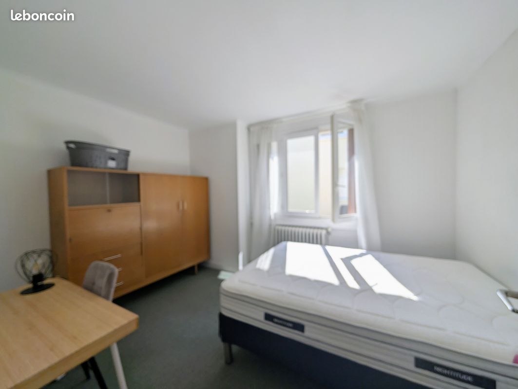 Appartement a louer combs-la-ville - 1 pièce(s) - 11 m2 - Surfyn