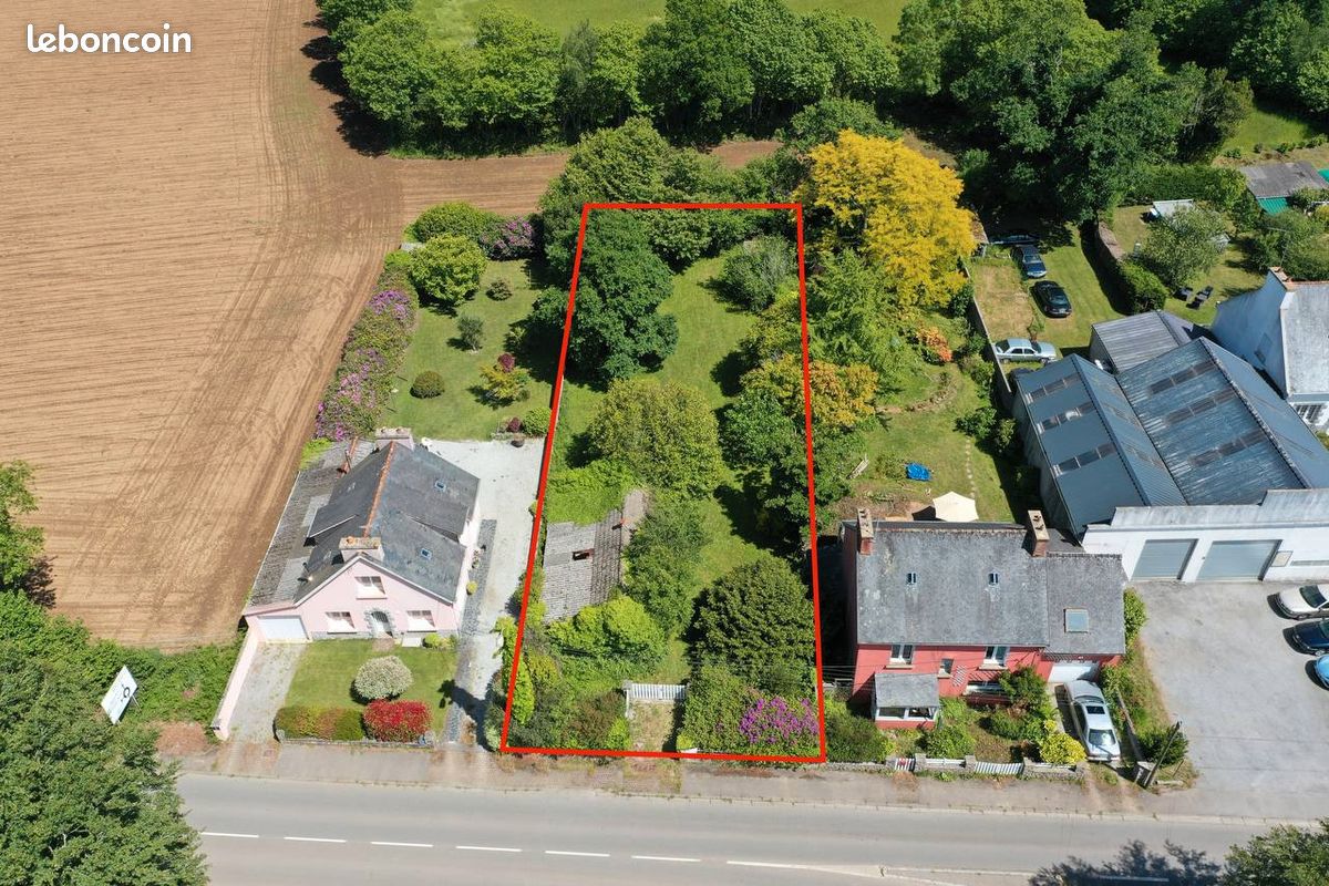 Maison 4 pièces 70 m² · à Trégourez · 70 m² · 35 000 €