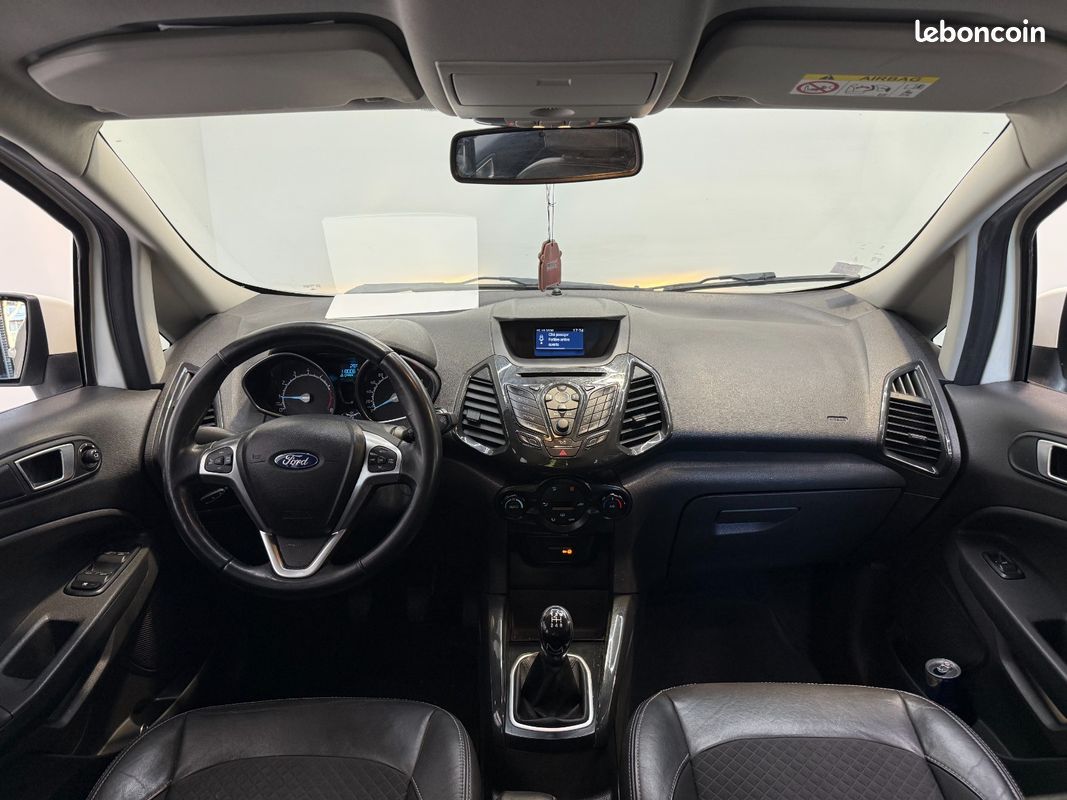 FORD ECOSPORT 1.0 EcoBoost 125 Titanium (image 17)