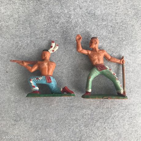 Figurine Starlux Indiens D'Amérique - Signaux De Fumée, échelle 1/32 (60mm), Occasion Vintage