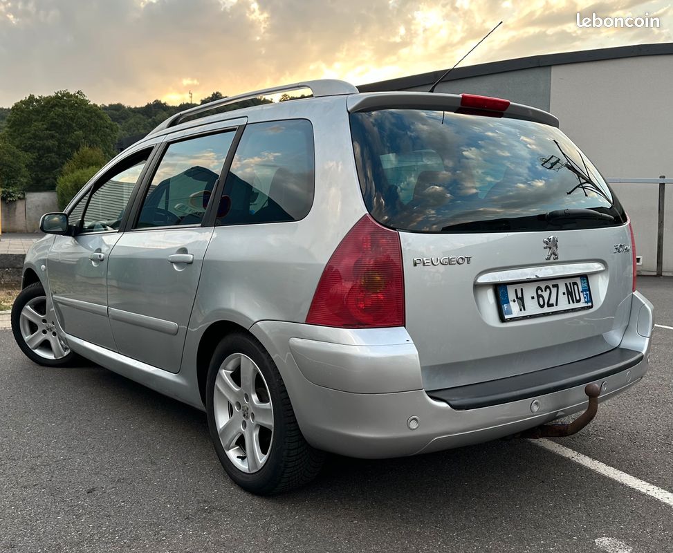 PEUGEOT 307 SW 1.6 HDi - 110 ch,Premium (image 4)