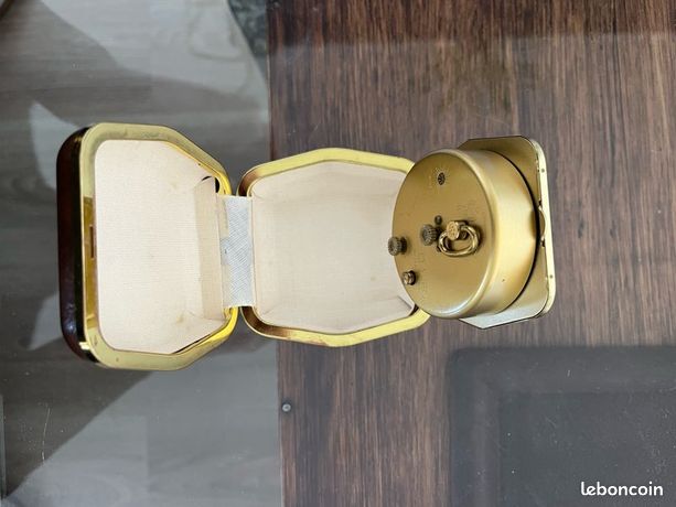 RARE ANCIEN REVEIL DE VOYAGE - EUROPA 2 JEWELS