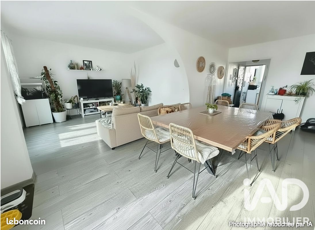 Appartement 4 pièces 80 m² · à Marseille · 80 m² · 210 000 €