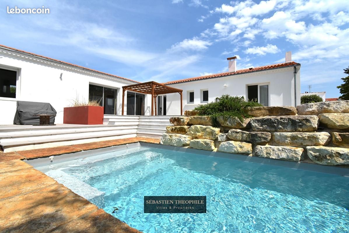 Maison 7 pièces 174 m² · à Saint-Jean-de-Monts · 174 m² · 549 900 €