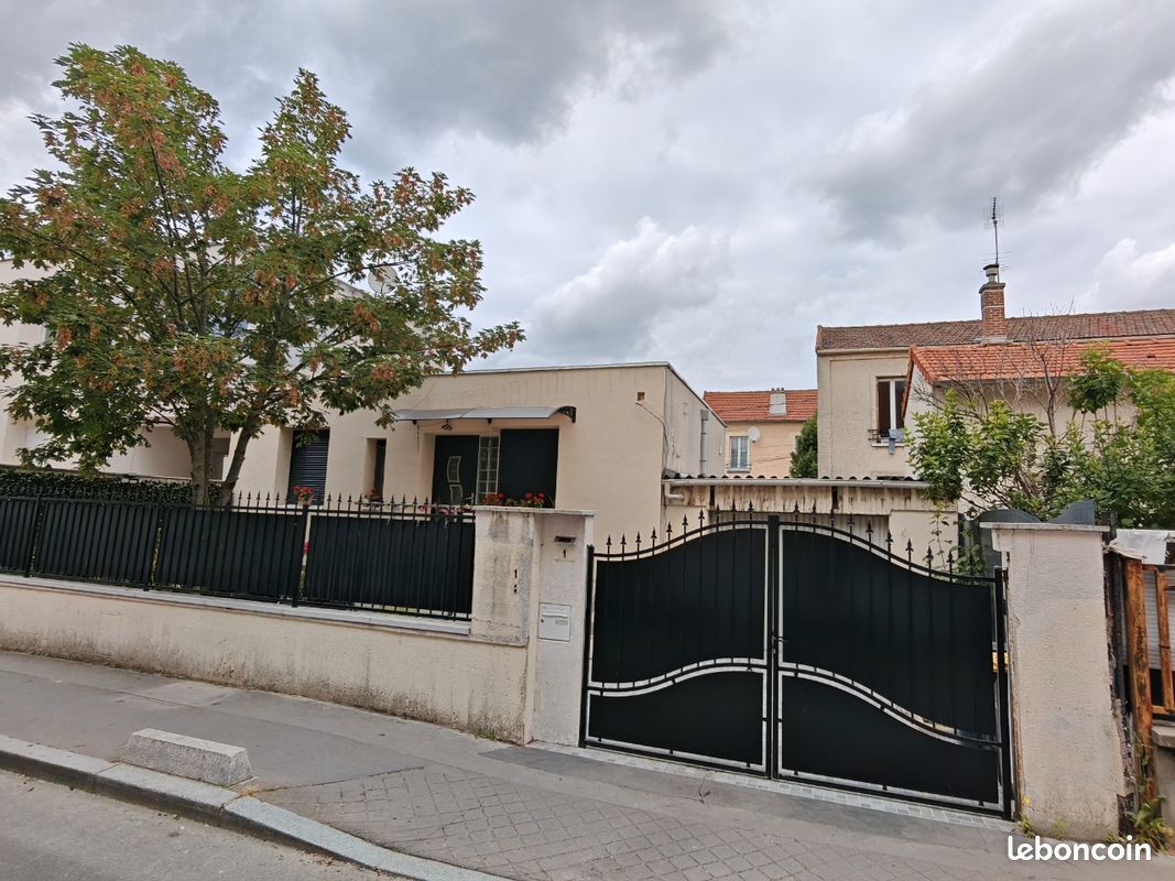 Maison 3 pièces 50 m² · à Saint-Denis · 50 m² · 330 000 €