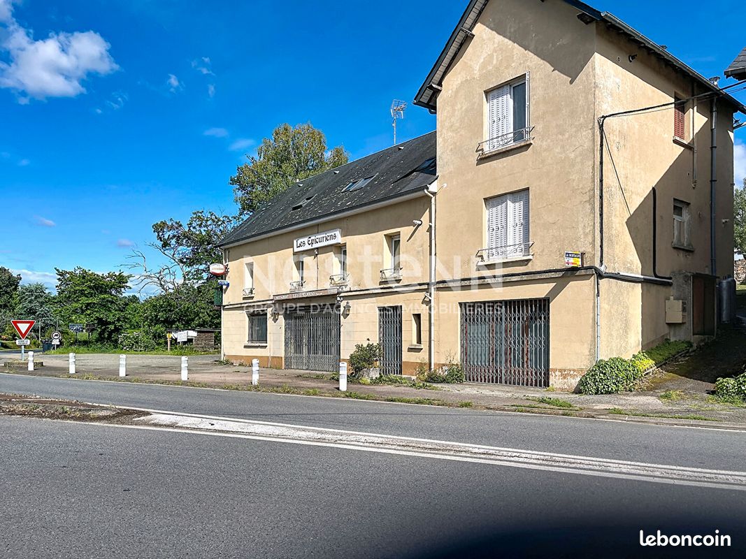 Immeuble 13 pièces 359 m² · à Saint-Germain-les-Vergnes · 359 m² · 188 320 €