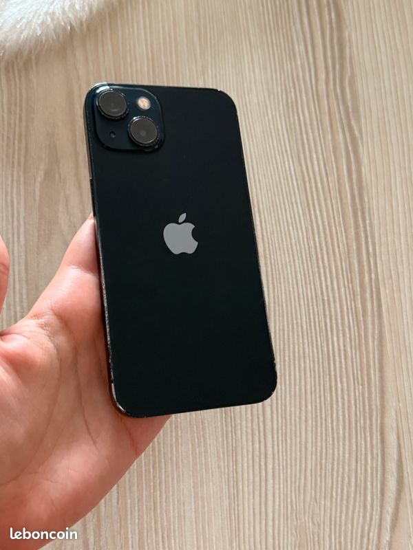 IPhone 13 (image 1)