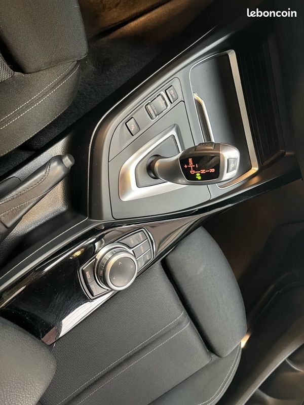 Bmw SERIE 1 (F40) 118DA 150CH BUSINESS DESIGN (image 12)