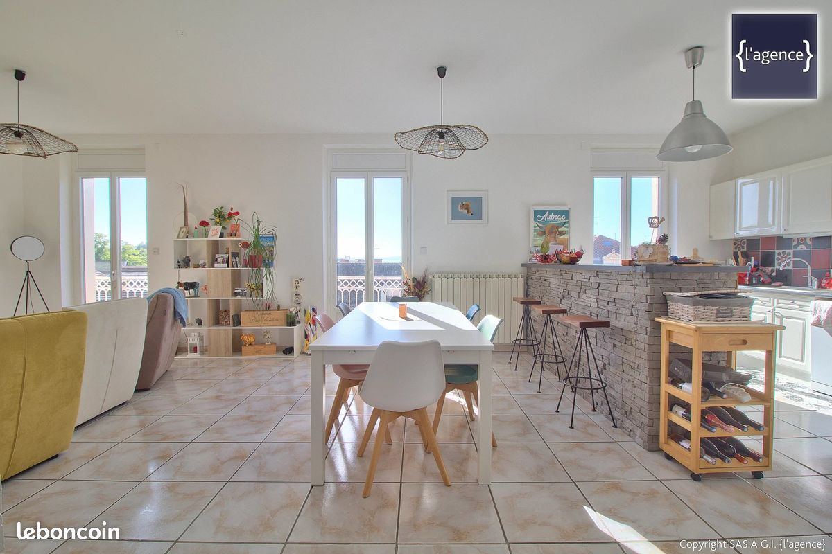 Appartement 5 pièces 125 m² · à Châtel-Guyon · 125 m² · 199 900 €