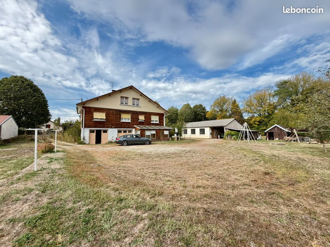 Maison 7 pièces 183 m² · à Breuches · 183 m² · 137 800 €