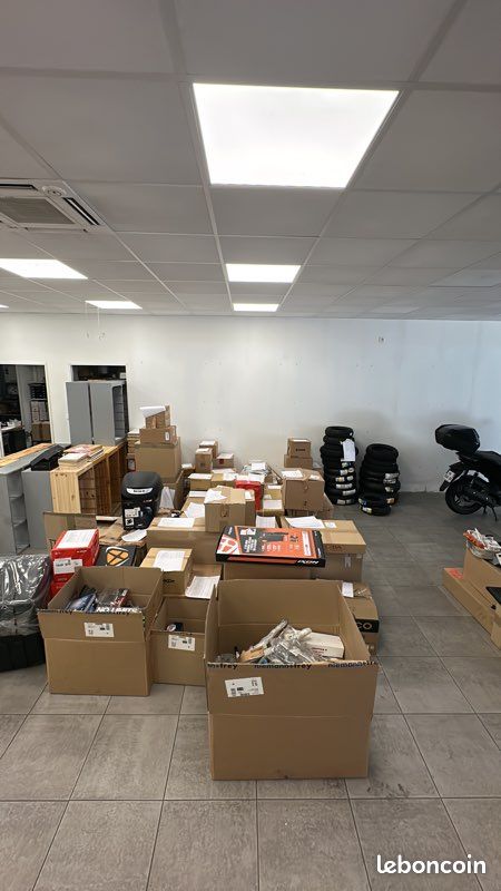 Lot Stock pièce neuve moto, scooter (image 1)