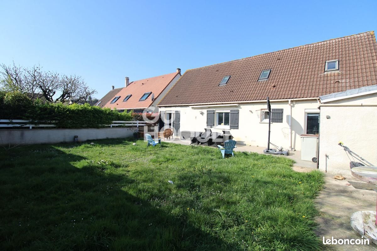 Maison 7 pièces 140 m² · à Brie-Comte-Robert · 140 m² · 389 000 €