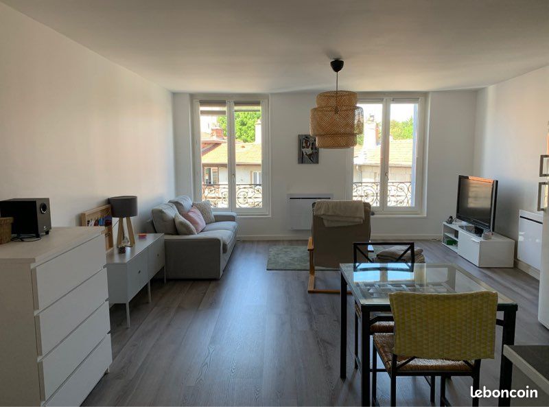 Appartement 2 pièces 49 m² · à Saint-Étienne · 48,6 m² · 474 €