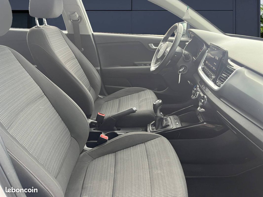KIA Stonic 1.0 T-GDi 120 ch ISG BVM6 Active (image 15)