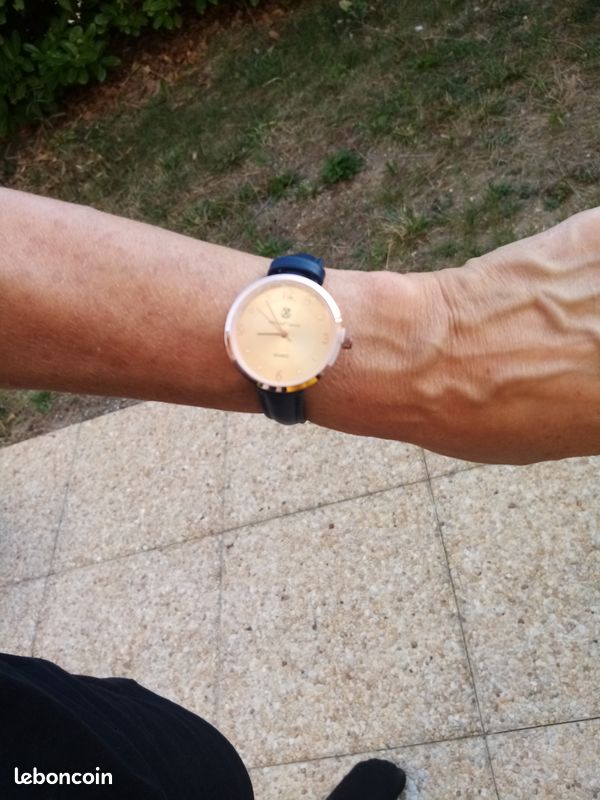 Montre femme (image 2)