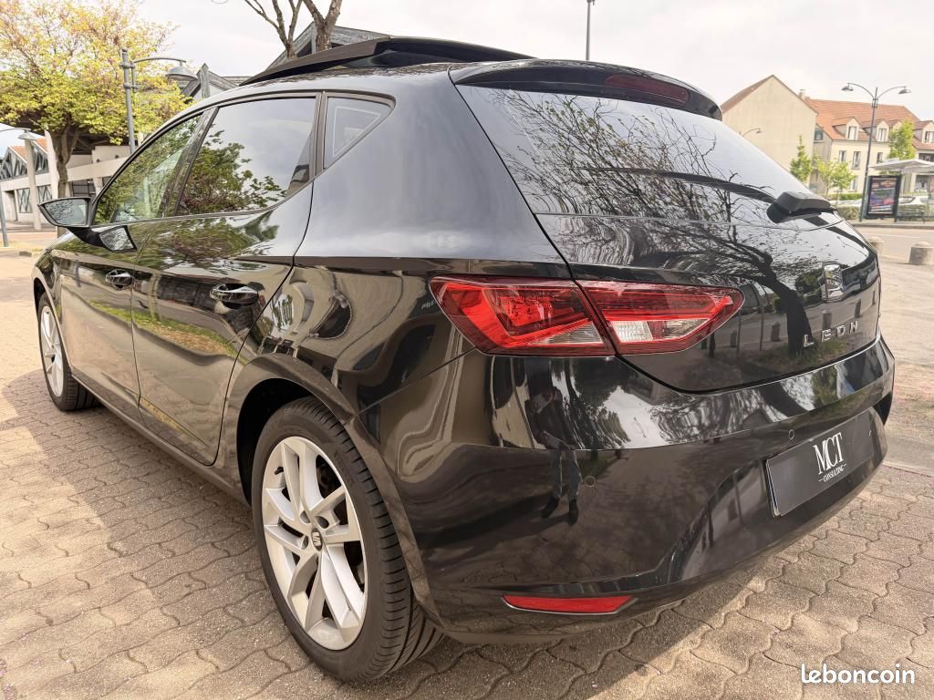 SEAT LEON 1.6 TDI 105ch CR Style / Toit Ouvrant - Distribution OK (image 3)