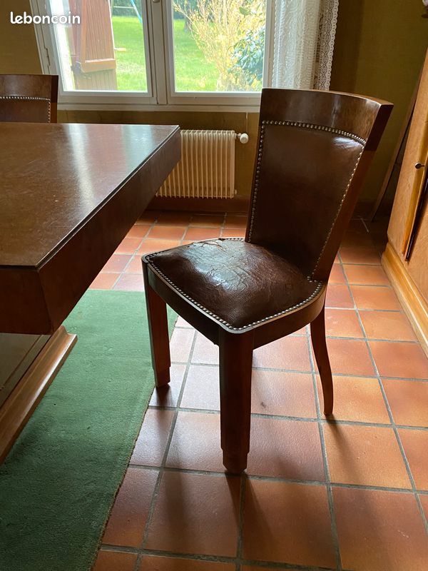 Table à manger en noyer et ses 6 chaises (image 6)