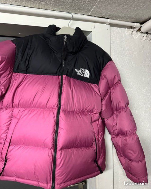 Doudoune THE NORTH FACE 700 rose et noir Vêtements