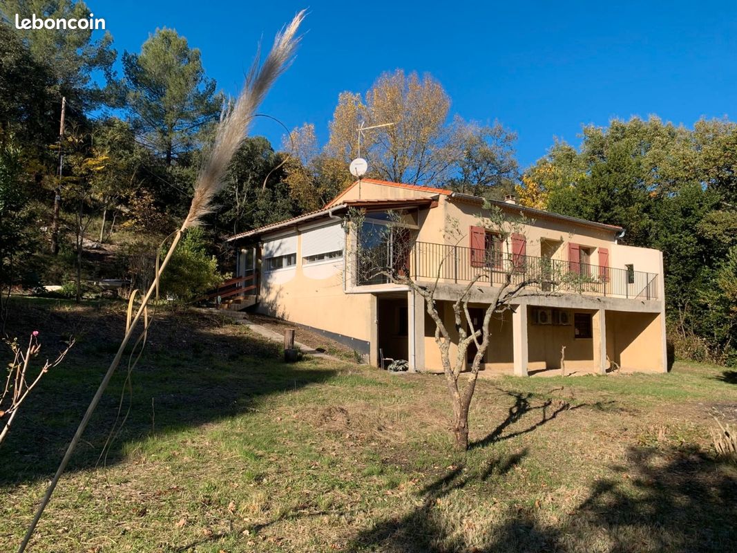Maison 3 pièces 82 m² · à Saint-Privat-des-Vieux · 82 m² · 248 000 €