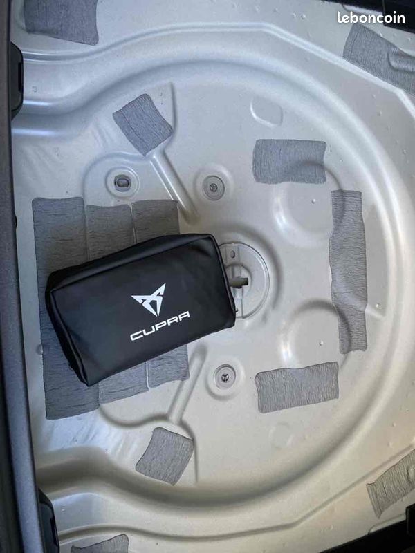 Cupra TERRAMAR 1.5 ETSI HYBRID 150CH V DSG7 (image 23)