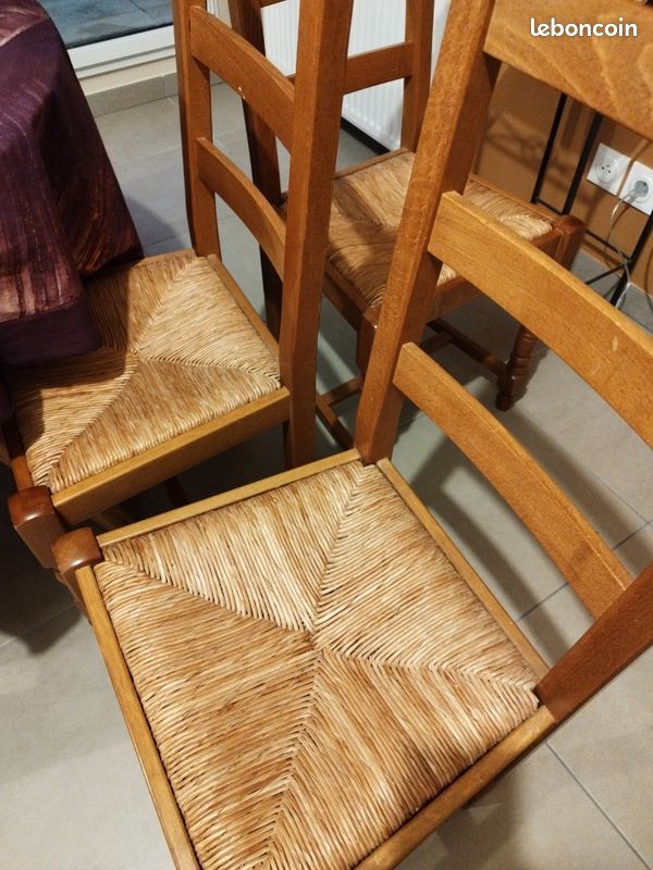 Chaises en bois et paille (image 3)