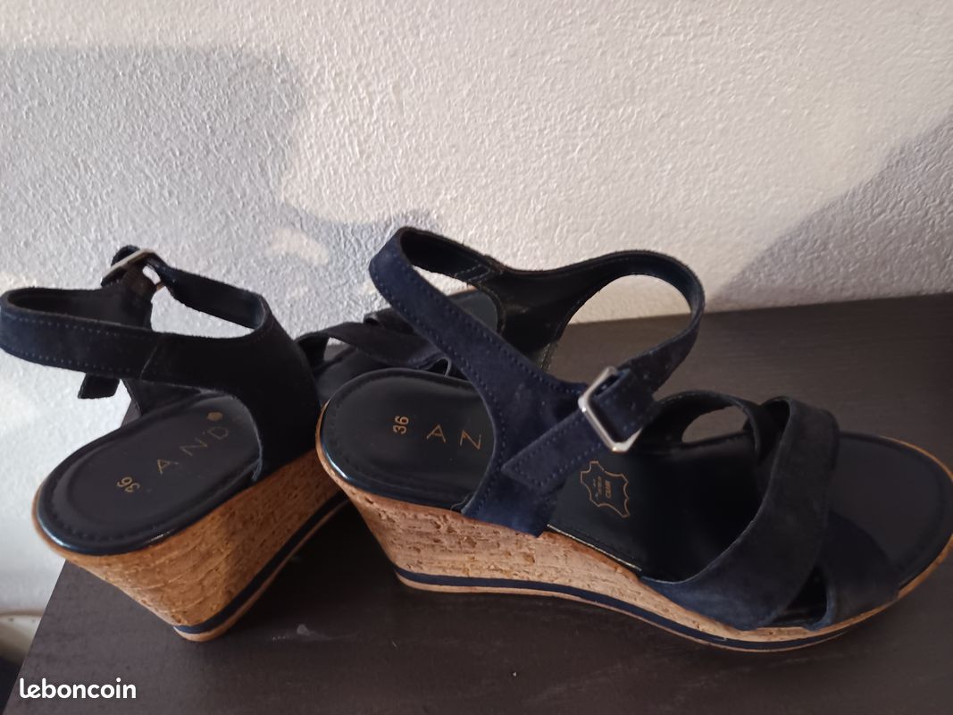Escarpin cuir bleu marine (image 6)