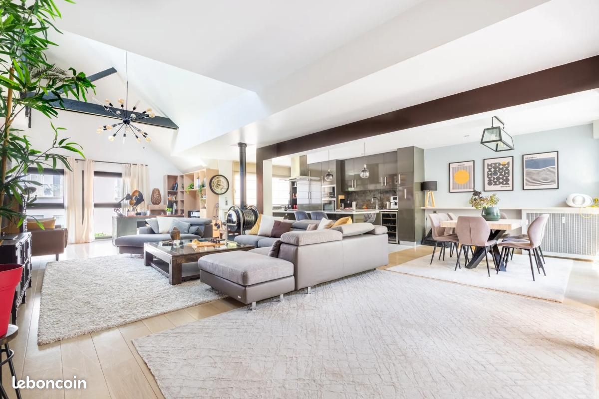 Appartement 4 pièces 184 m² · à Colombes · 184 m² · 890 000 €
