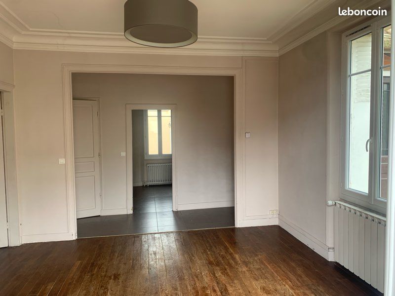Appartement 3 pièces 55 m² · à Melun · 55 m² · 125 000 €