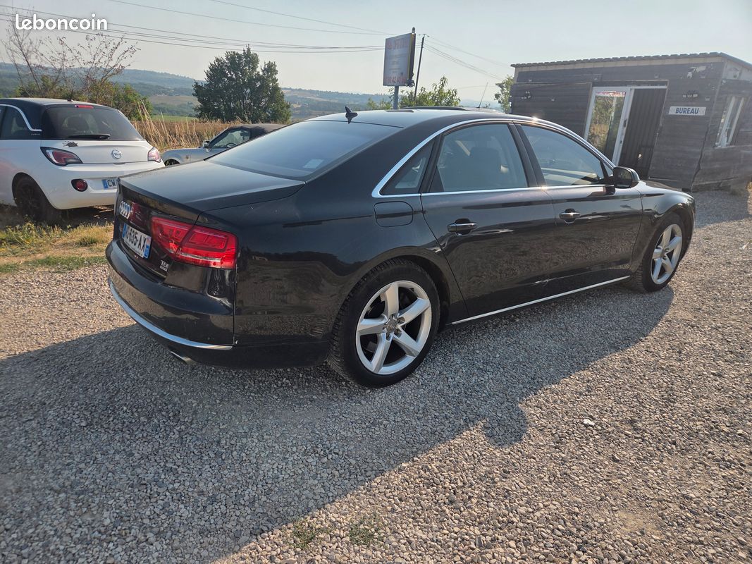 Audi A8 V8 4.2 Avus TDI 350DPF 32V Quattro (image 4)