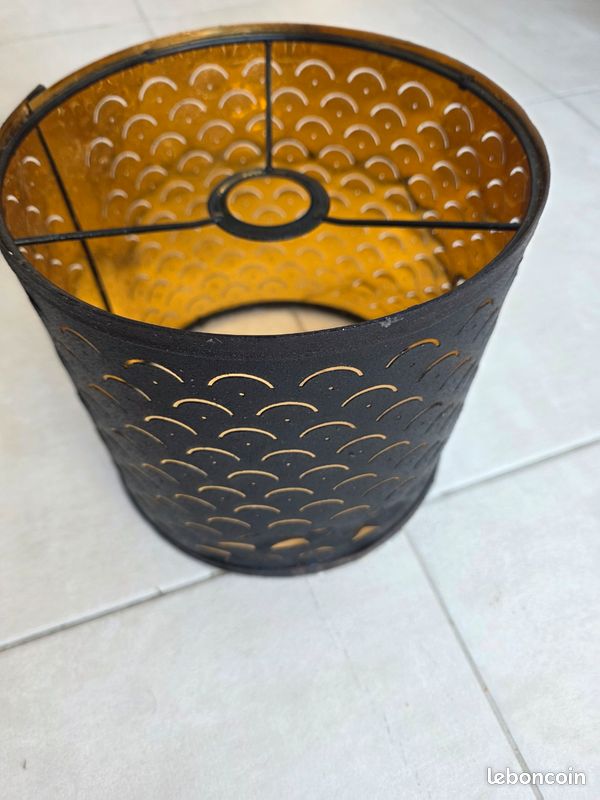 Lustre (image 2)