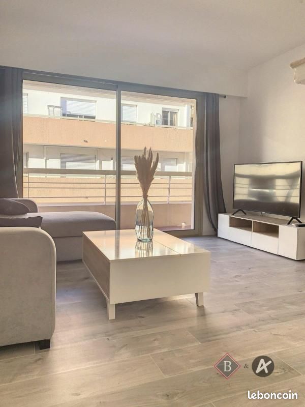 Appartement 2 pièces 38 m² · à Antibes · 38 m² · 975 €/mois