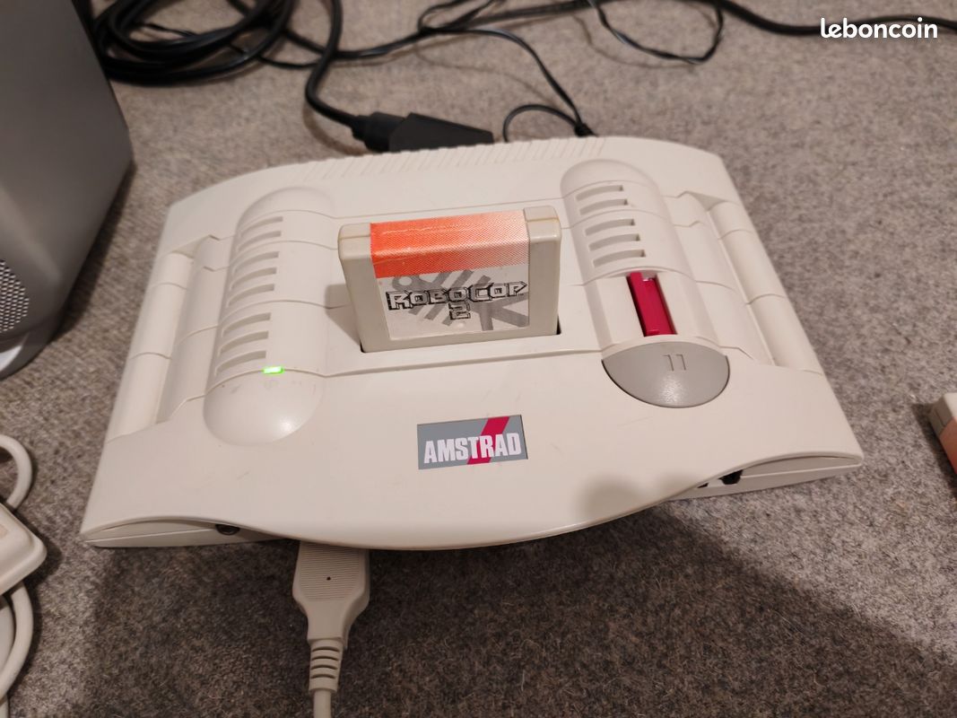 Console amstrad gx 4000 2.manettes + 2 Jeux (image 5)