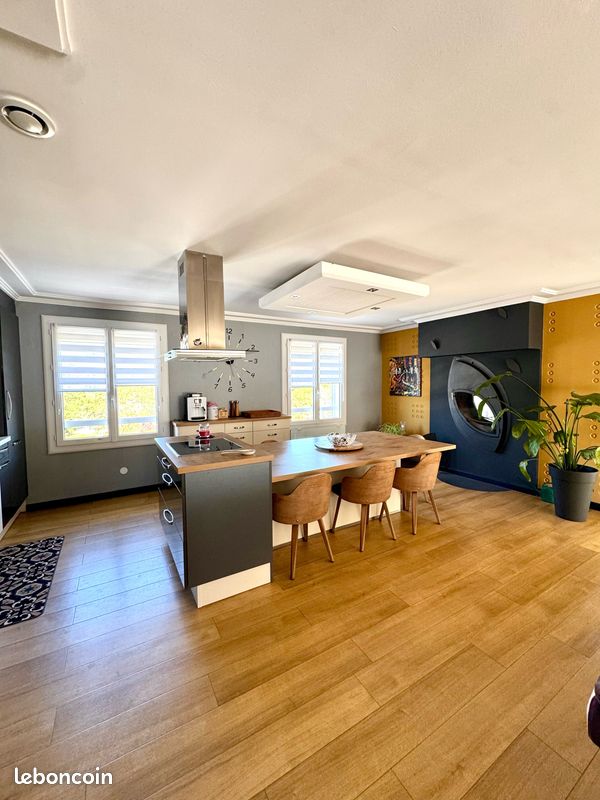 Maison 5 pièces 155 m² · à Artigues-près-Bordeaux · 155 m² · 470 000 €