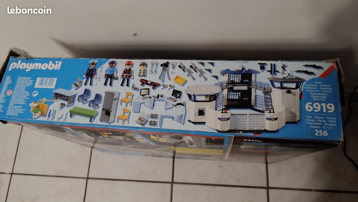 Vend poste de police city action playmobil (image 2)