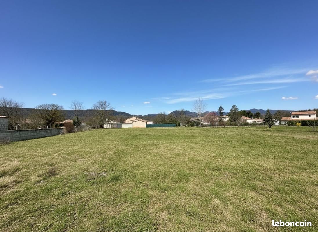 Terrain 1061 m² · à Sisteron · 106 500 €