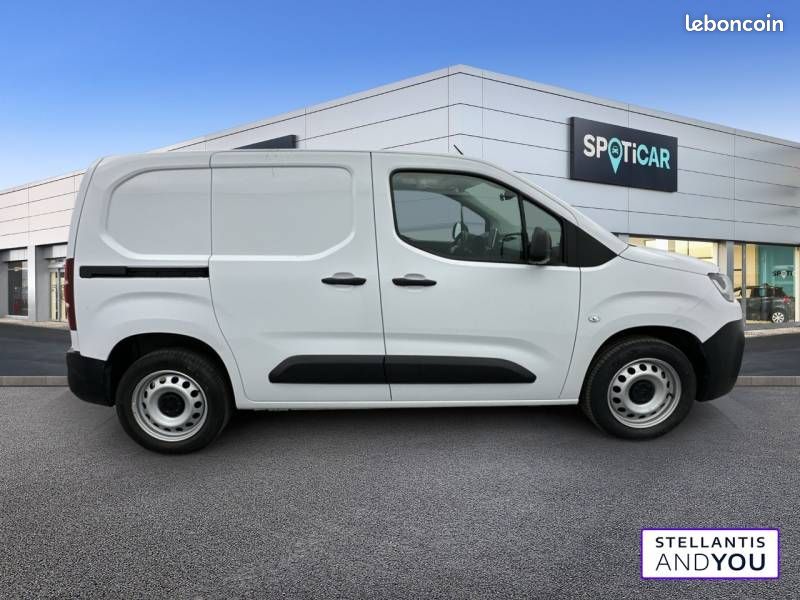 Citroën Berlingo (30) VAN M 650 BLUEHDI 130 S&S EAT8 (image 4)