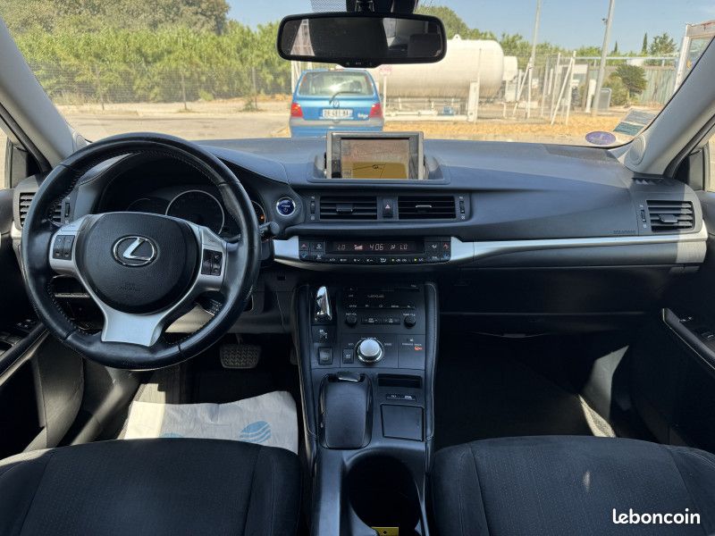 Lexus CT 200H PASSION (image 7)