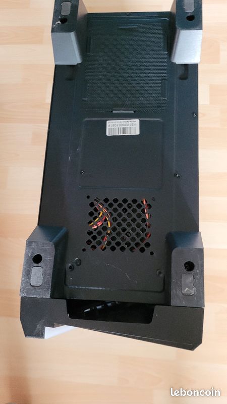 Boîtier aerocool avec alimentation et 5 ventilateurs (image 4)
