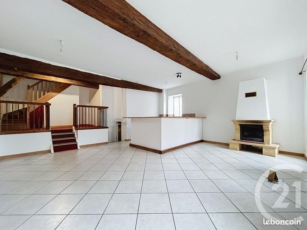 Maison 4 pièces 129 m² · à Saint-Pourçain-sur-Sioule · 129 m² · 129 000 €