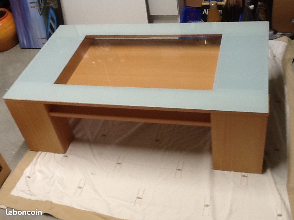 Table basse contemporaine (image 2)