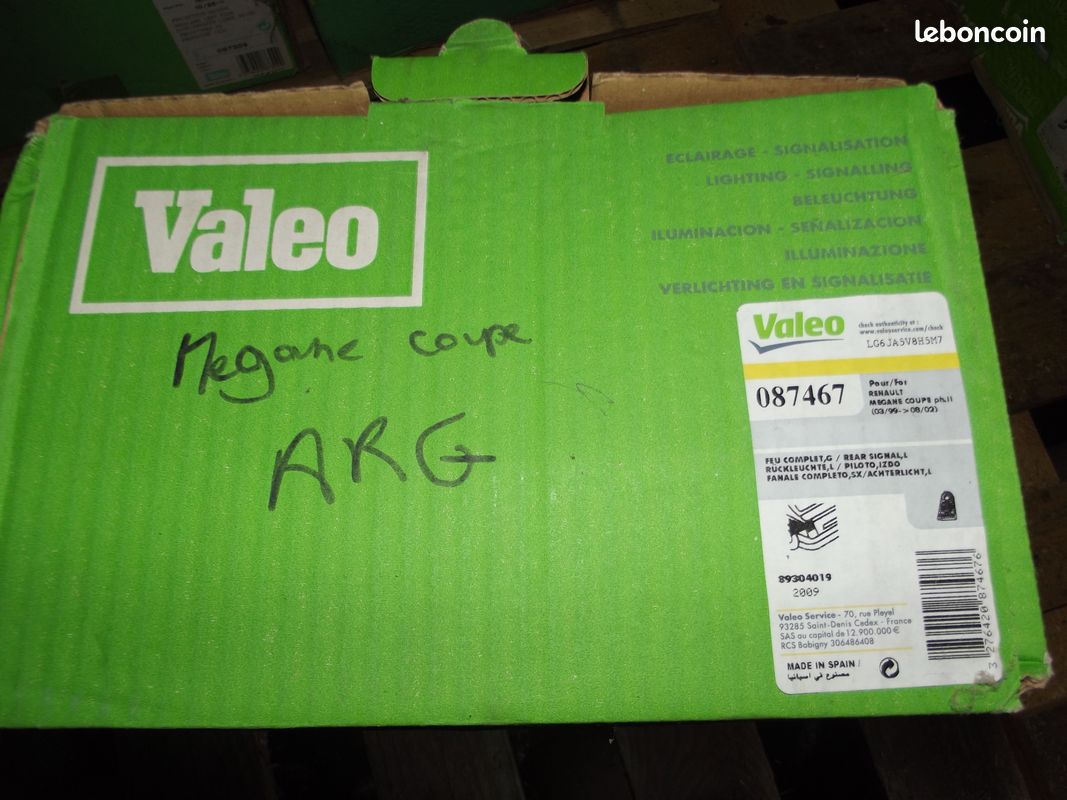 Valeo Feu Arrière Halogène Référence 43856 - Compatible RENAULT Megane III 2008-2012 Gauche